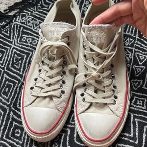 Studded Converse All-Stars worn once! ⭐️